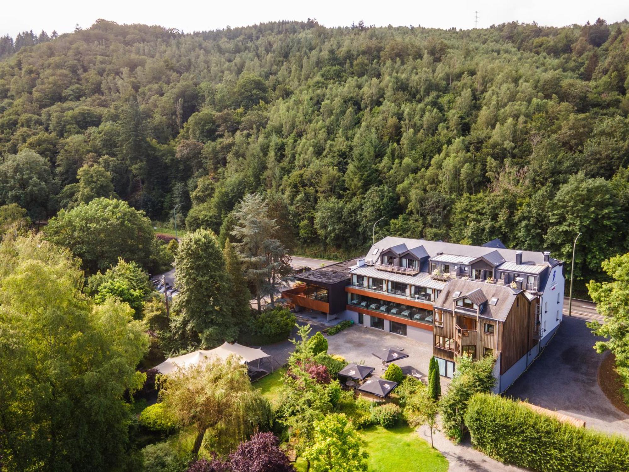 Hostellerie La Claire Fontaine, Logis Hotels & Spa La Roche-en-Ardenne Exterior foto